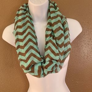 Infinity scarf